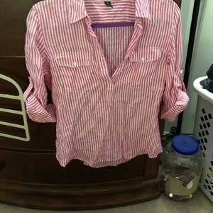 Stripped top fits like a medium